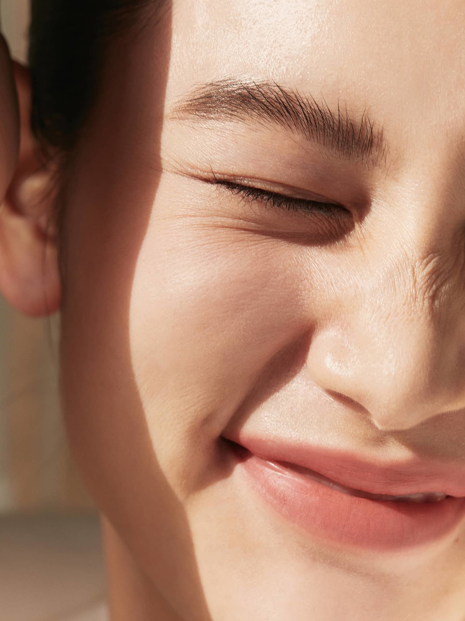 Second Skin Foundation - Image 4