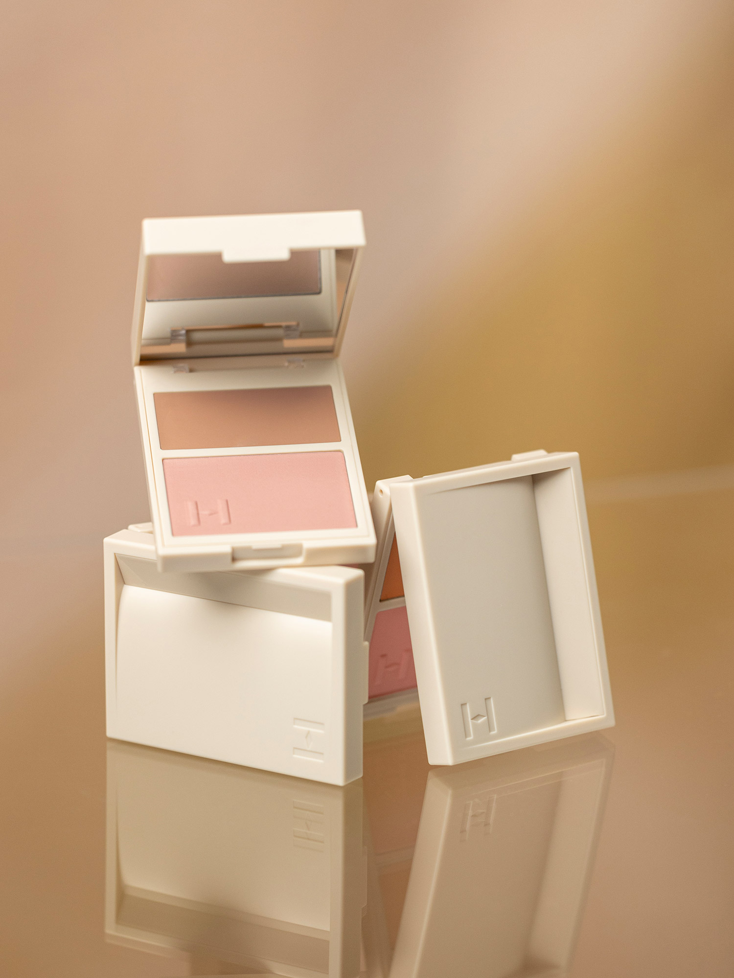 True Dimension Layering Cheek - Image 4